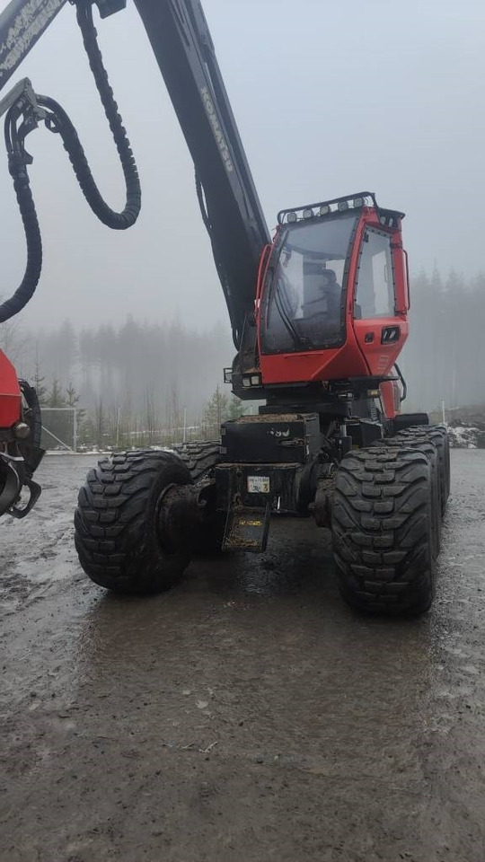Komatsu 931XC - Forestry harvester: picture 3 Komatsu 931XC - Forestry harvester: picture 3
