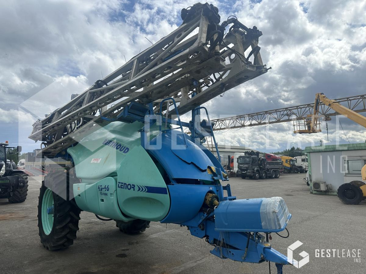 Berthoud TENOR 43.46 - Trailed sprayer: picture 4 Berthoud TENOR 43.46 - Trailed sprayer: picture 4