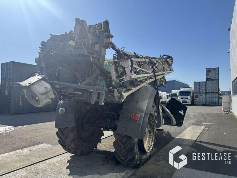 Berthoud VANTAGE 43-46 - Trailed sprayer: picture 3 Berthoud VANTAGE 43-46 - Trailed sprayer: picture 3