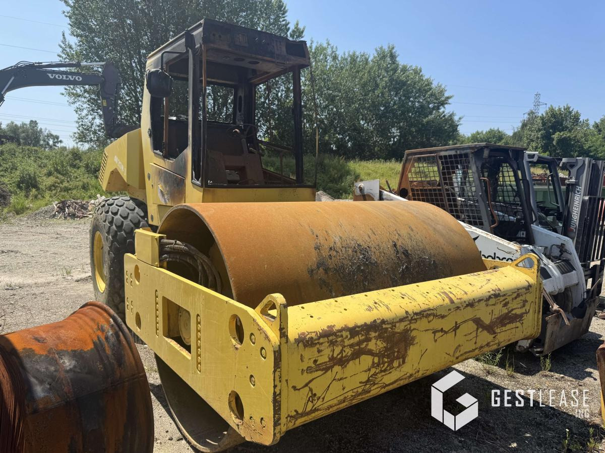 Bomag BW213 D-3 - Compactor: picture 1 Bomag BW213 D-3 - Compactor: picture 1