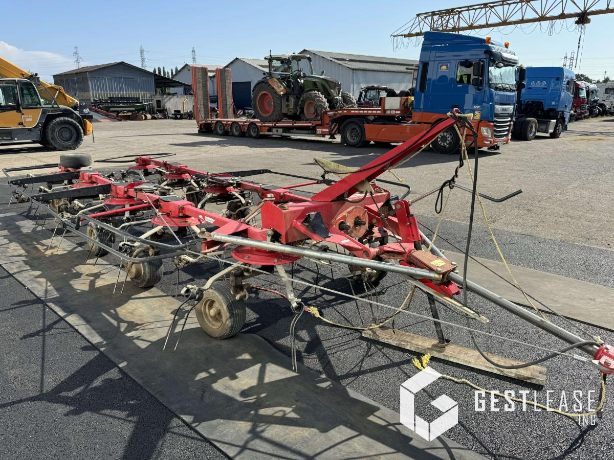 FELLA TH1300 HYDRO - Tedder/ Rake: picture 4 FELLA TH1300 HYDRO - Tedder/ Rake: picture 4