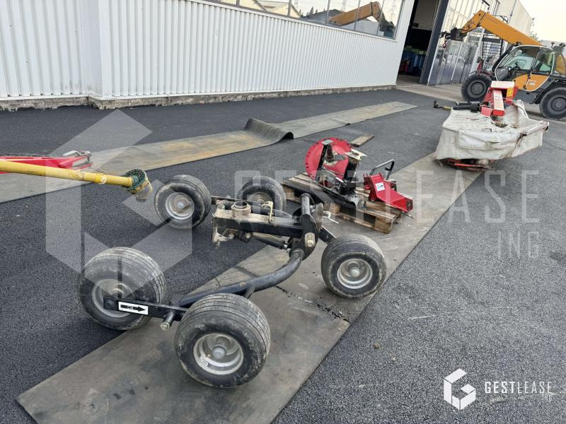 FELLA TS1502 - Tedder/ Rake: picture 2 FELLA TS1502 - Tedder/ Rake: picture 2