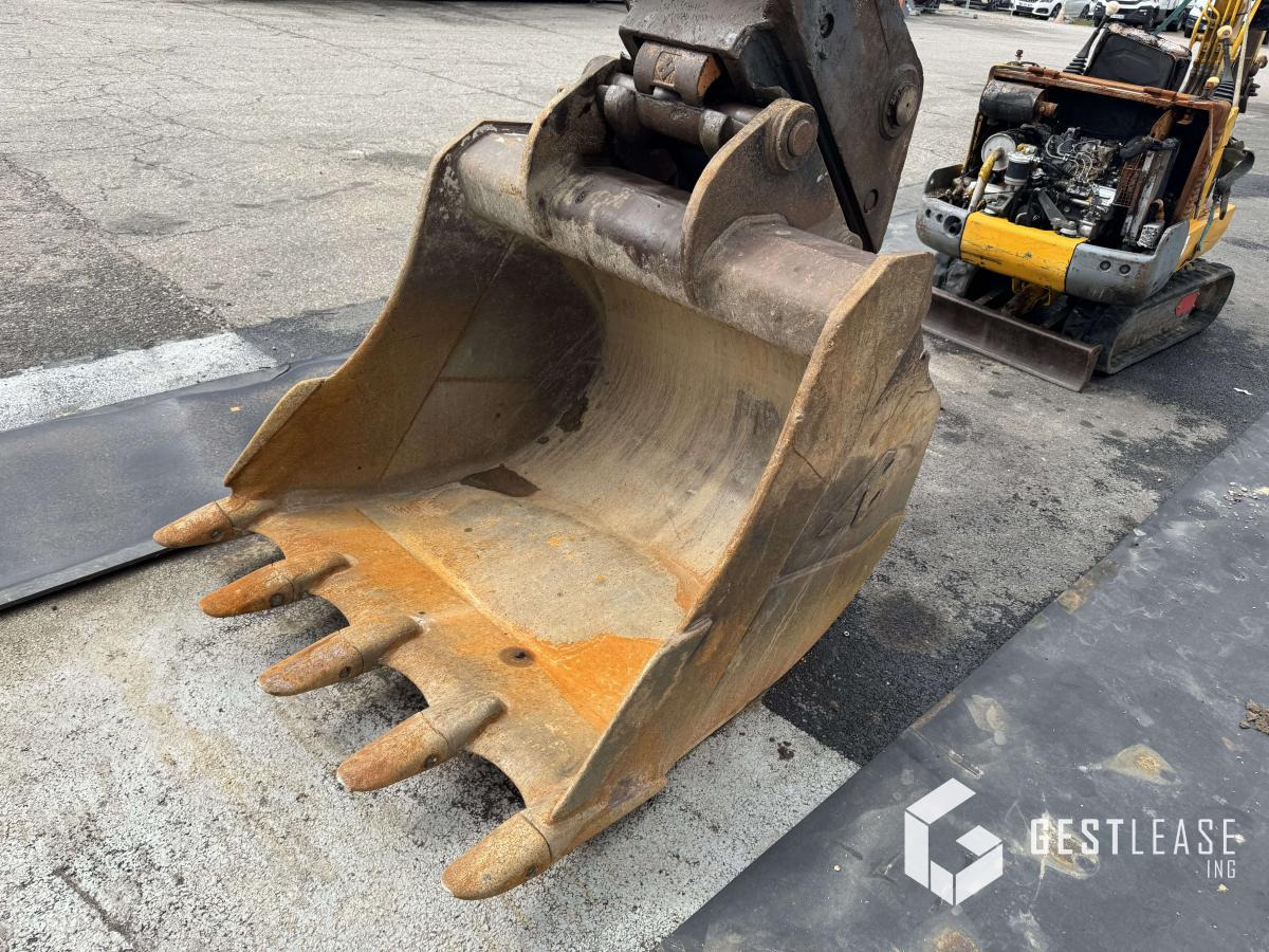 Crawler excavator Hitachi ZX250LCN-5B: picture 6