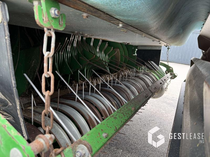 Square baler John Deere 1424H: picture 9
