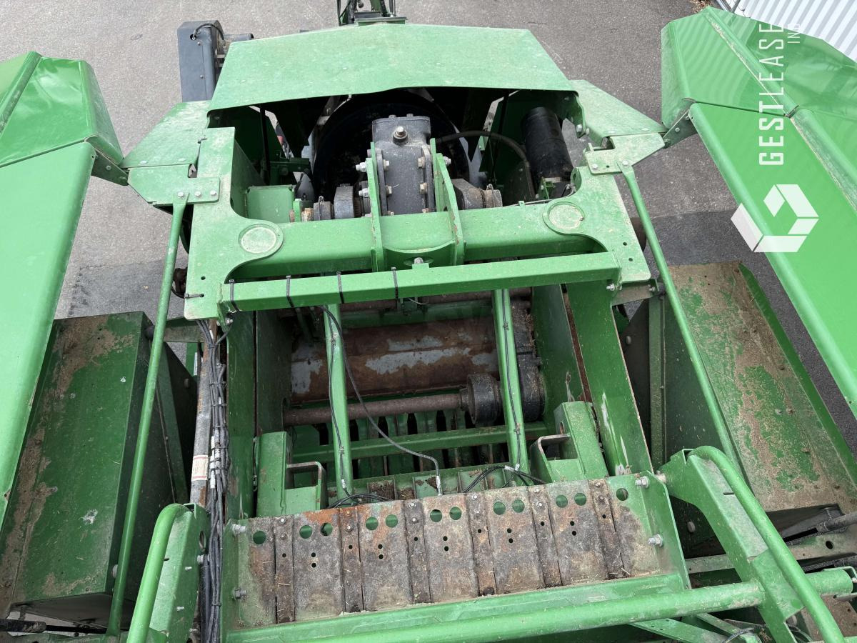 Square baler John Deere 1424H: picture 20