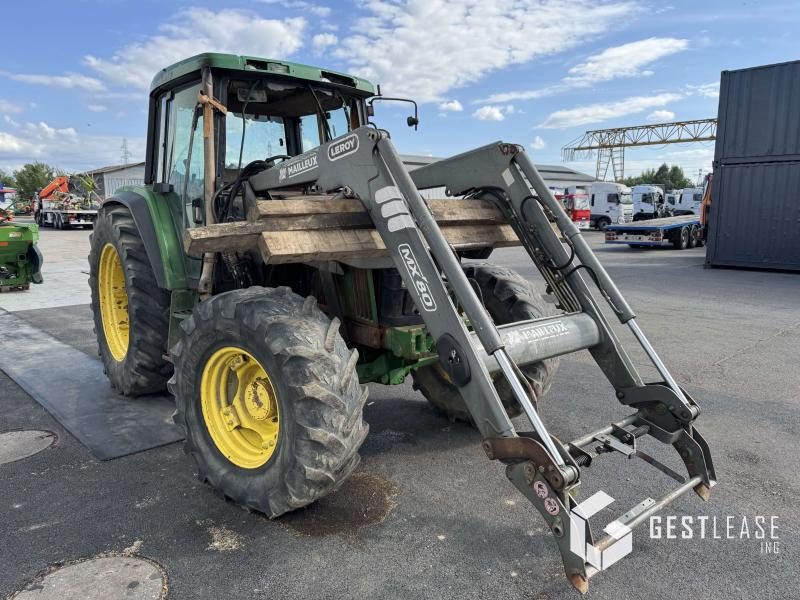 John Deere 6400 4RM - Farm tractor: picture 4 John Deere 6400 4RM - Farm tractor: picture 4