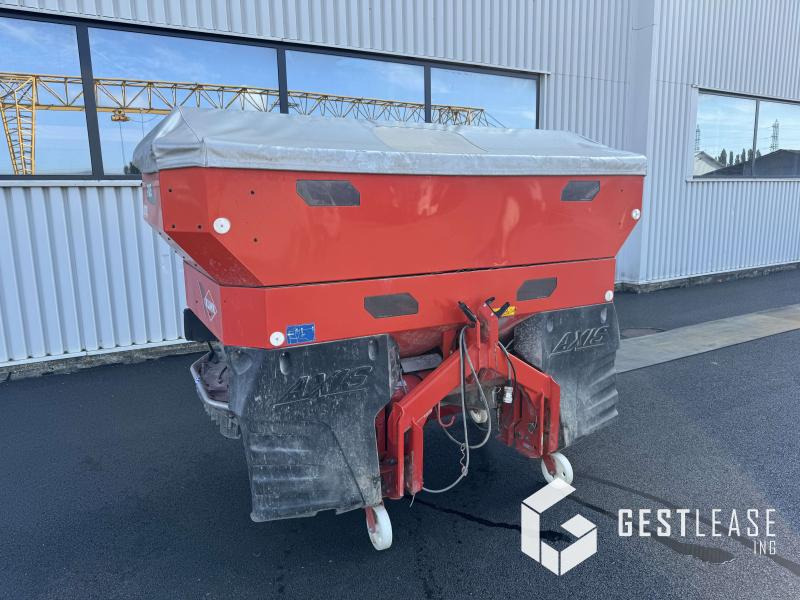 Kuhn AXIS 40.2 - Fertilizer spreader: picture 1 Kuhn AXIS 40.2 - Fertilizer spreader: picture 1