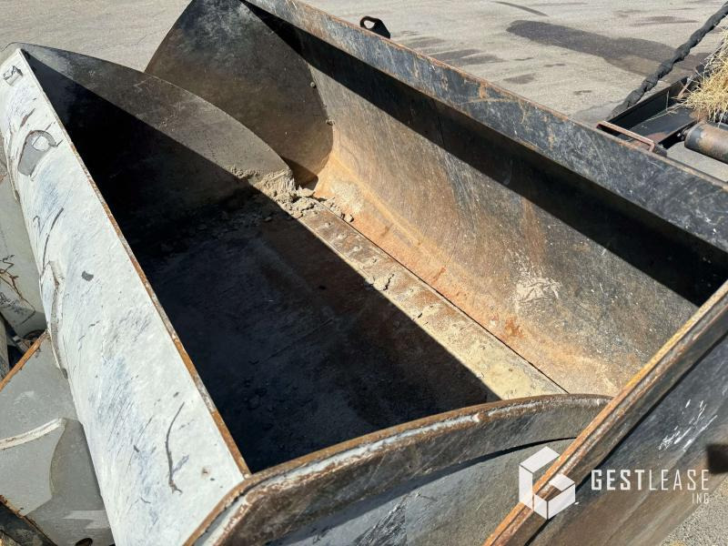 LIEBHERR T33.10 - Reach truck: picture 5 LIEBHERR T33.10 - Reach truck: picture 5