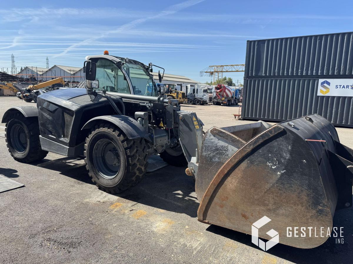 LIEBHERR T33.10 - Reach truck: picture 4 LIEBHERR T33.10 - Reach truck: picture 4