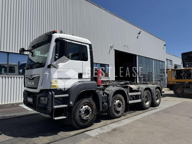 MAN TGS 35.470 - Hook lift truck: picture 1 MAN TGS 35.470 - Hook lift truck: picture 1