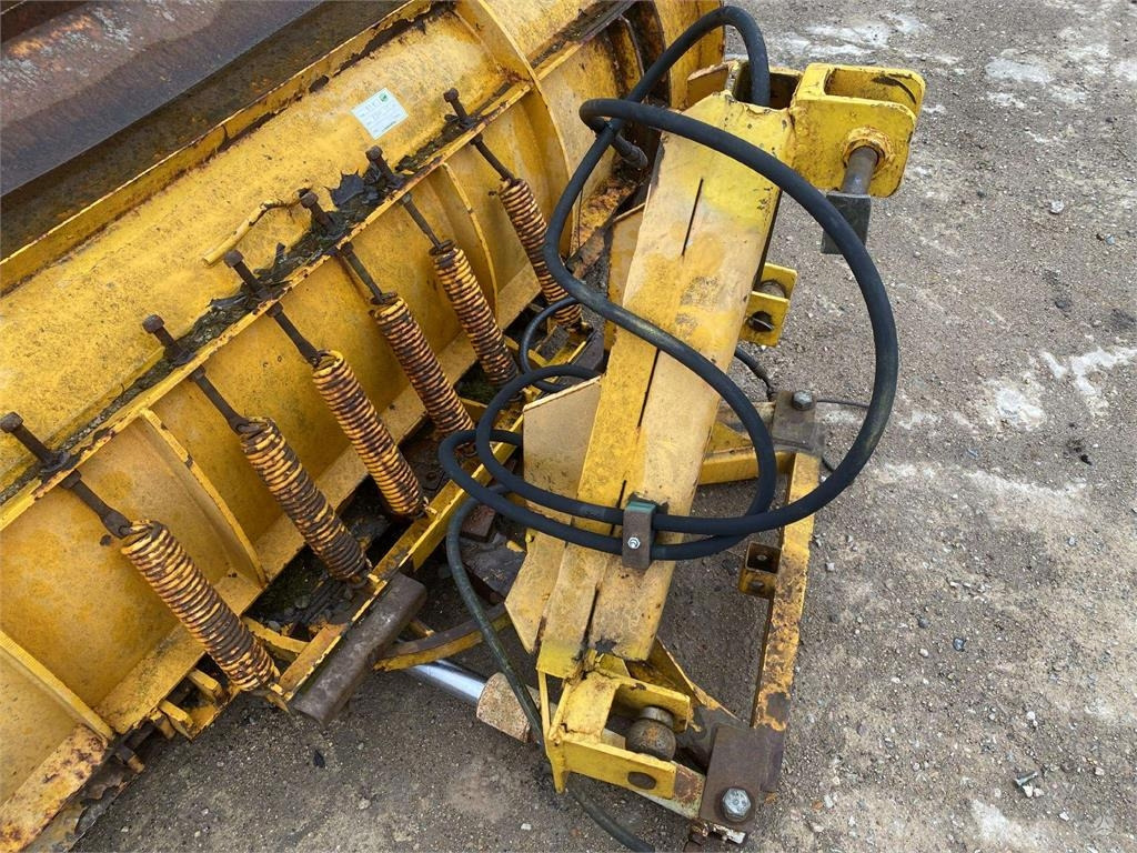 Bassi 2.70 m - Snow plough for Agricultural machinery: picture 5 Bassi 2.70 m - Snow plough for Agricultural machinery: picture 5