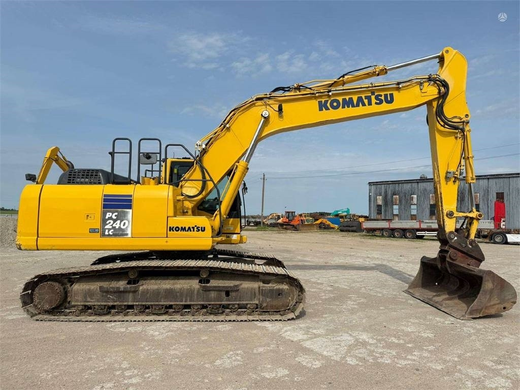 Komatsu PC 240 LC-10 - Crawler excavator: picture 5 Komatsu PC 240 LC-10 - Crawler excavator: picture 5