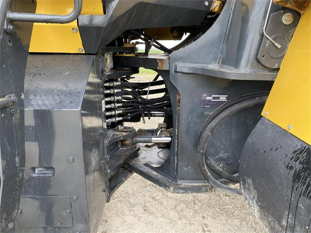 Lease a Komatsu WA 480-6  Komatsu WA 480-6: picture 19