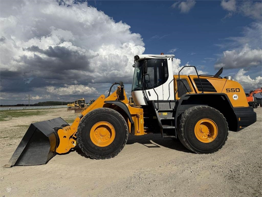 Liebherr L 550 , quick coupler - Wheel loader: picture 4 Liebherr L 550 , quick coupler - Wheel loader: picture 4