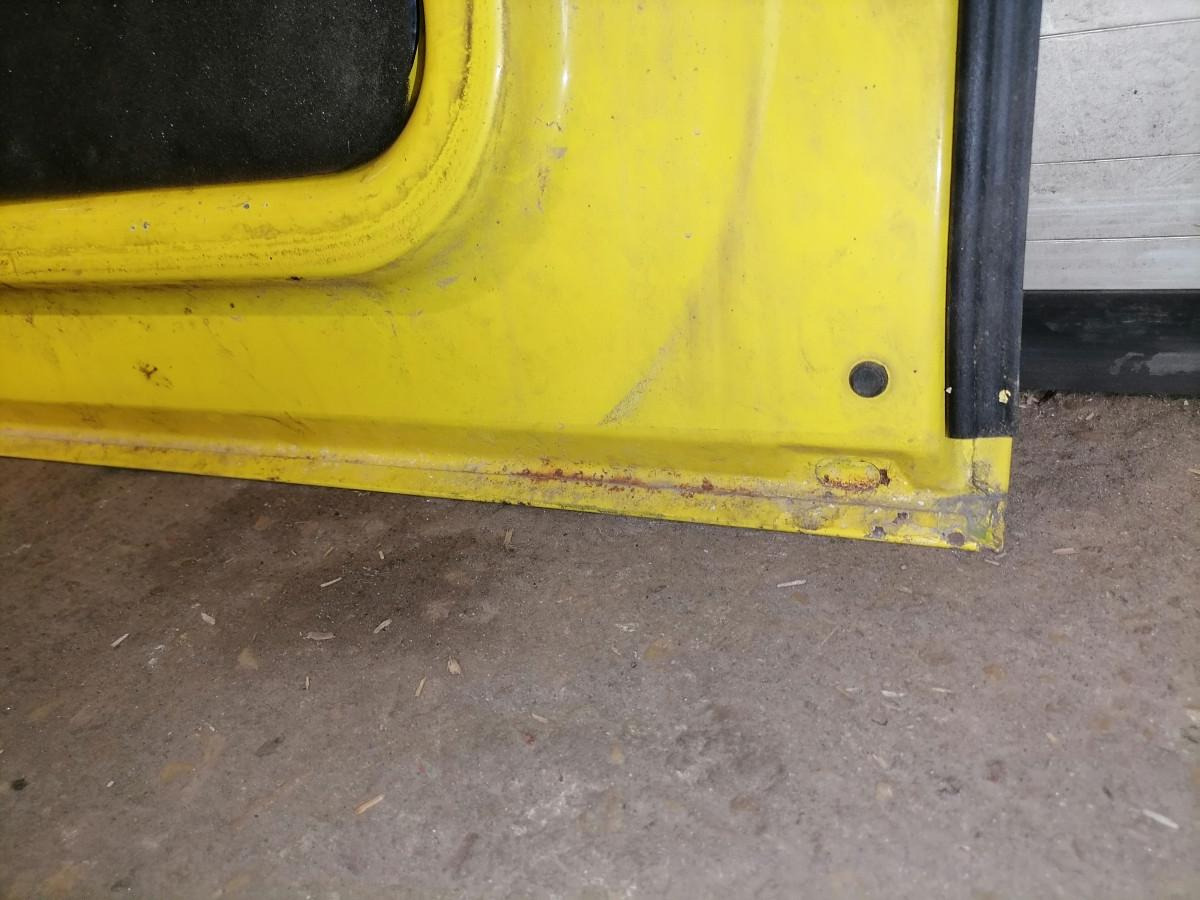 DAF Cab side door 1311495 - Universal part for Truck: picture 4 DAF Cab side door 1311495 - Universal part for Truck: picture 4