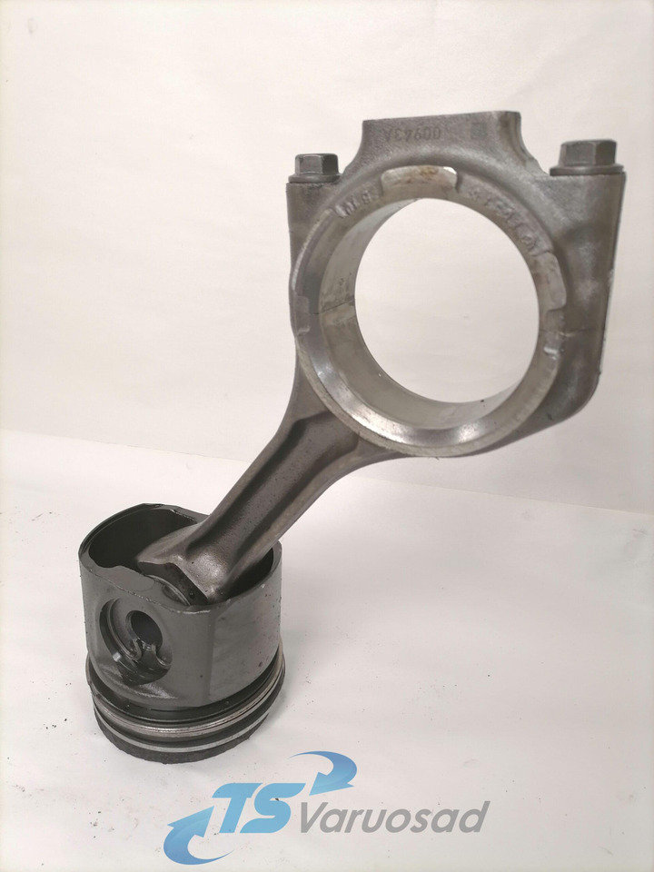 DAF Connecting rod + piston 1747552 - Piston/ Ring/ Bushing for Truck: picture 1 DAF Connecting rod + piston 1747552 - Piston/ Ring/ Bushing for Truck: picture 1