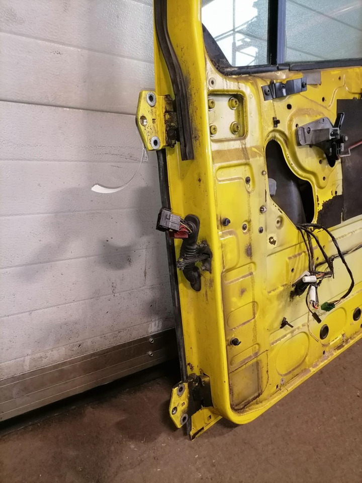 DAF Door 1676219 - Door and parts for Truck: picture 5 DAF Door 1676219 - Door and parts for Truck: picture 5