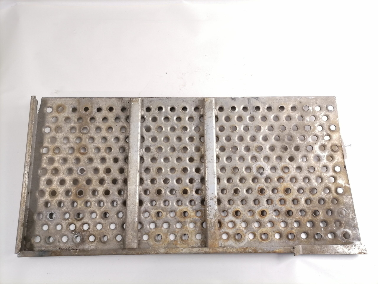 DAF Raami katteplaat 1681704 - Universal part for Truck: picture 1 DAF Raami katteplaat 1681704 - Universal part for Truck: picture 1