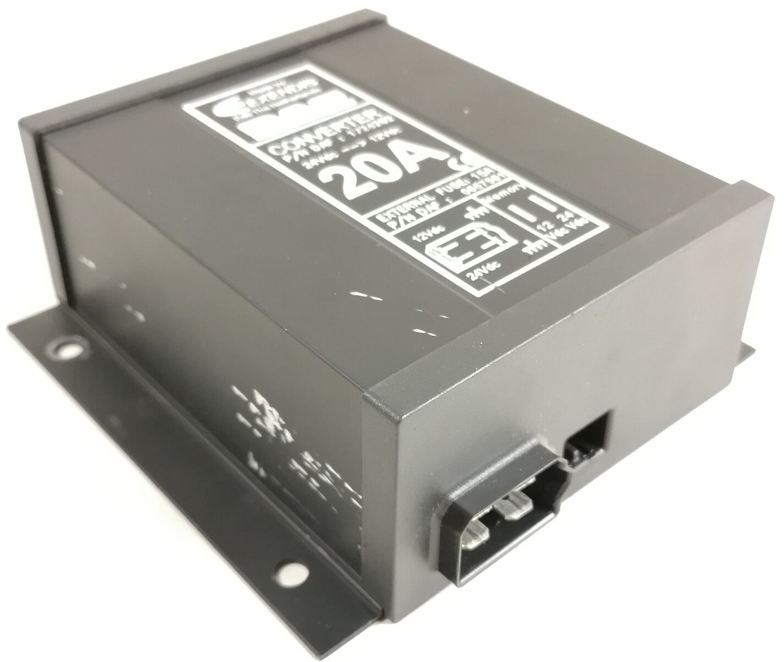 DAF Voltage converter 1726282 - Electrical system for Truck: picture 1 DAF Voltage converter 1726282 - Electrical system for Truck: picture 1