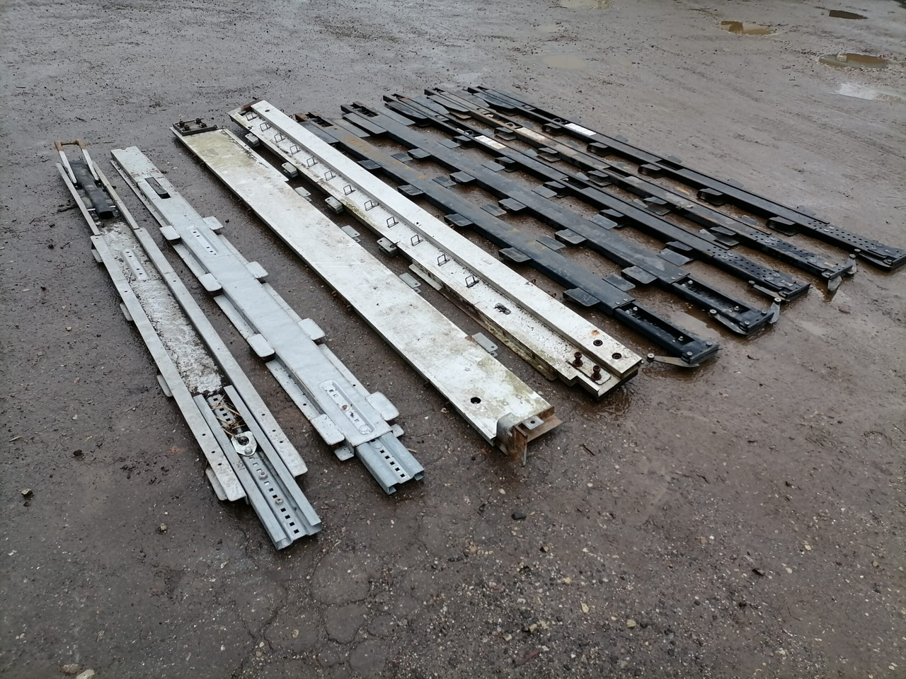 KRONE Haagise tugipostid 515068374 - Universal part for Truck: picture 5 KRONE Haagise tugipostid 515068374 - Universal part for Truck: picture 5