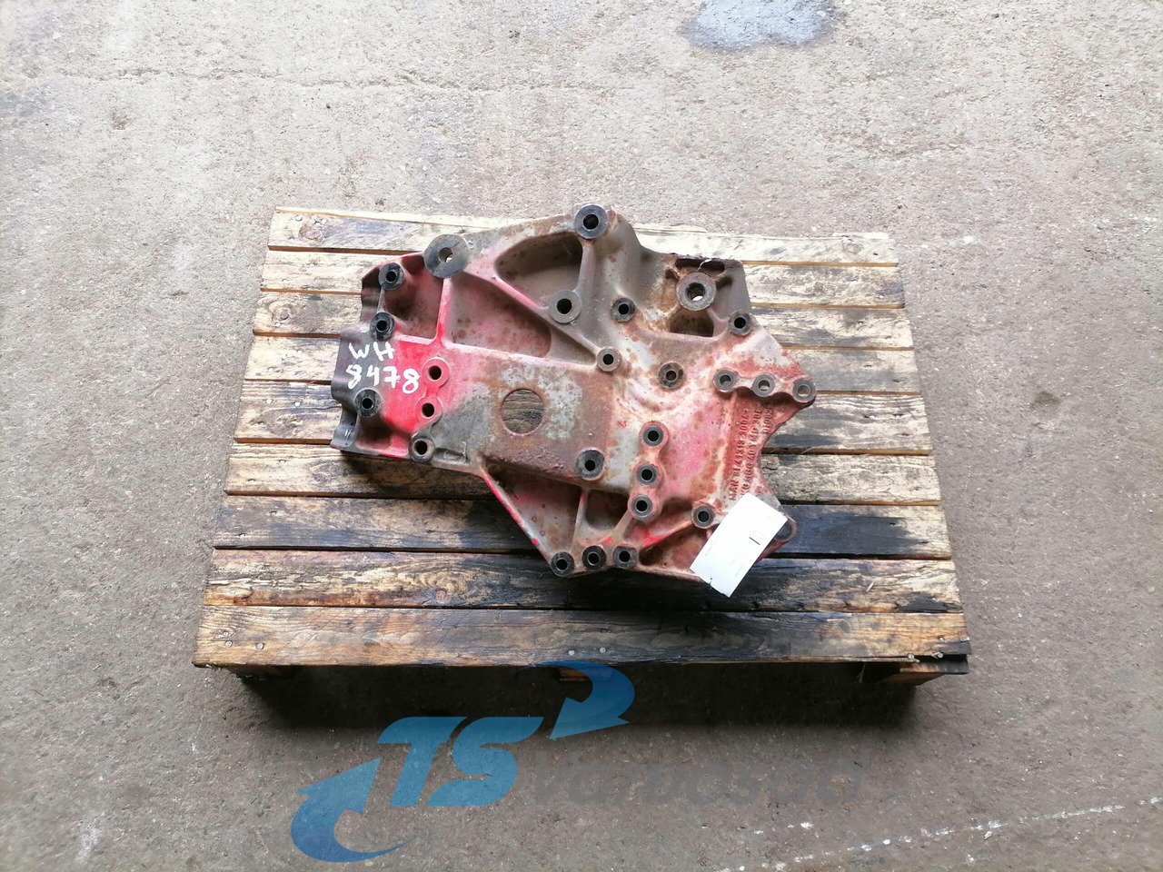 MAN Bracket 81413133004 - Frame/ Chassis for Truck: picture 1 MAN Bracket 81413133004 - Frame/ Chassis for Truck: picture 1