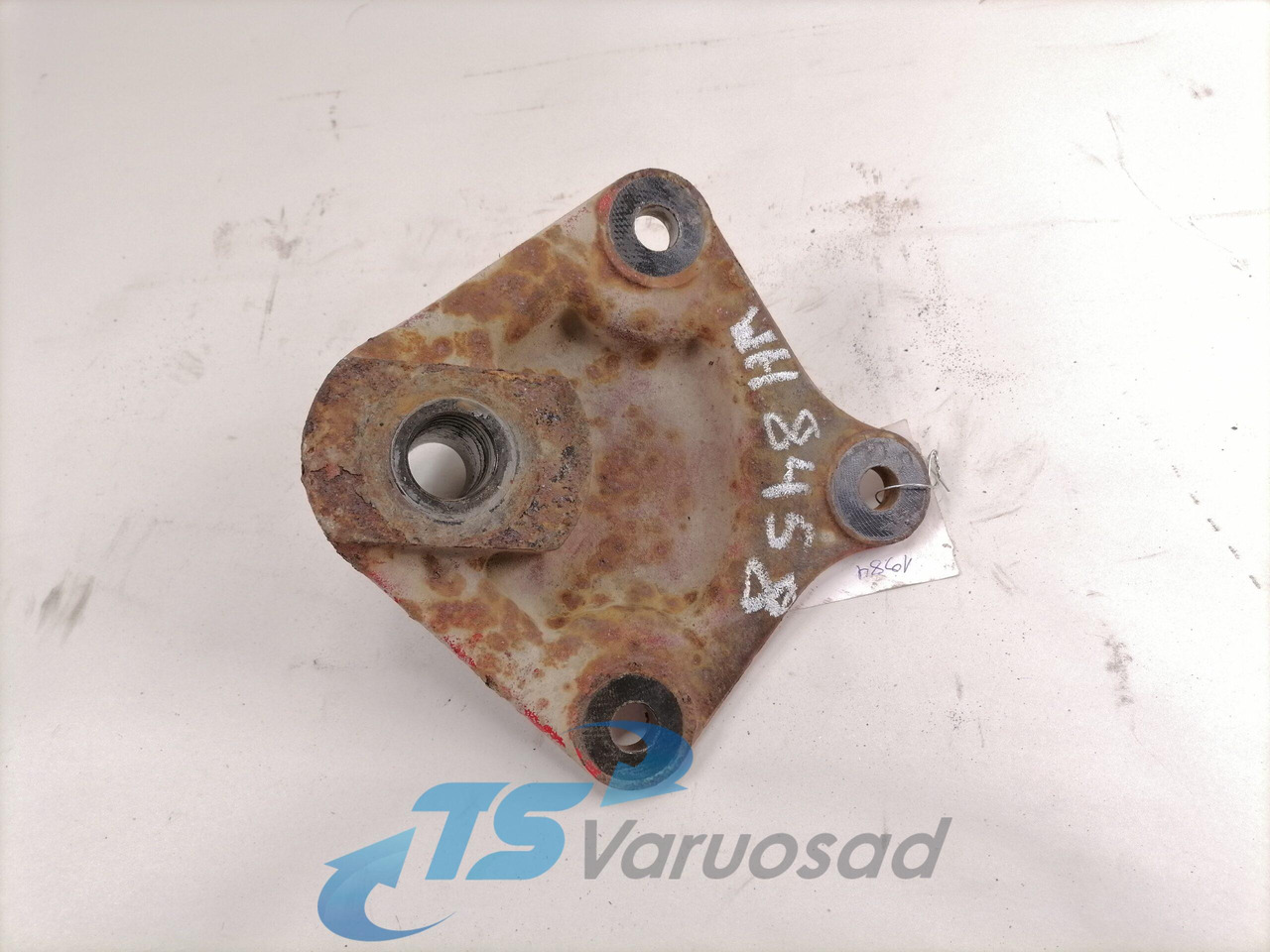 MAN Bracket 81417203117 - Frame/ Chassis for Truck: picture 2 MAN Bracket 81417203117 - Frame/ Chassis for Truck: picture 2