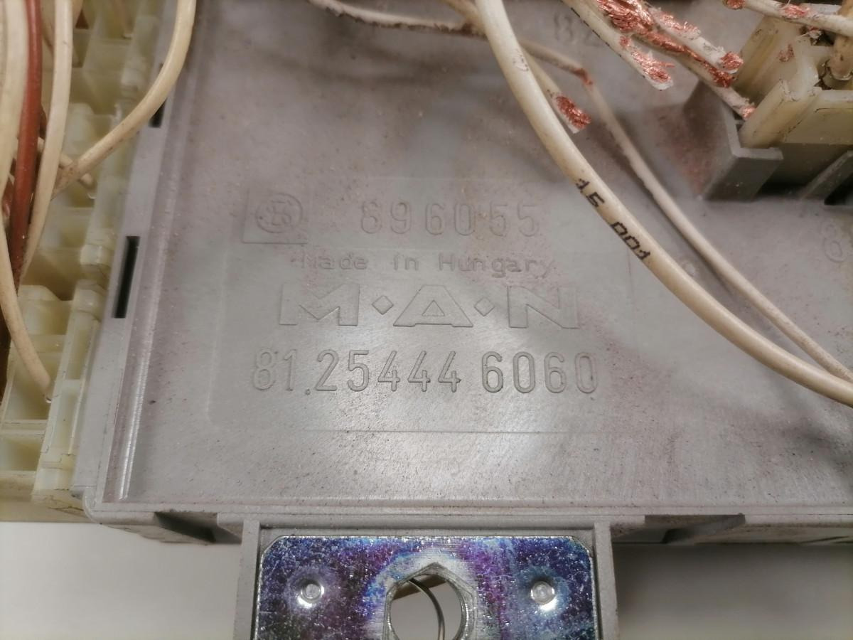 MAN Kaitsmepaneel 81254446060 - Fuse for Truck: picture 5 MAN Kaitsmepaneel 81254446060 - Fuse for Truck: picture 5