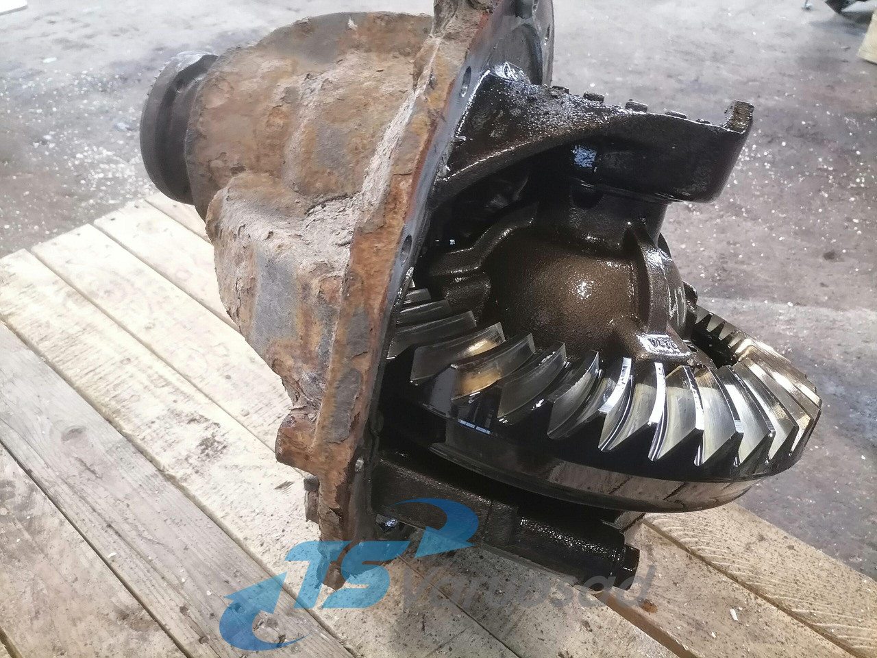 MB Axel gear A0003504303 - Final drive for Truck: picture 1 MB Axel gear A0003504303 - Final drive for Truck: picture 1