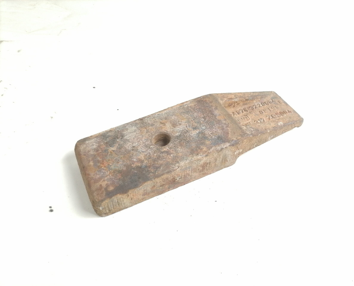MB Spring plate A9743220084 - Suspension for Truck: picture 1 MB Spring plate A9743220084 - Suspension for Truck: picture 1