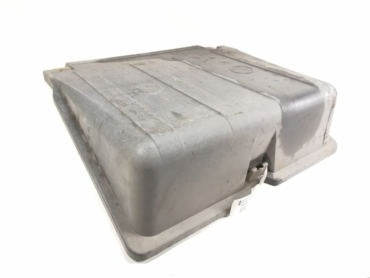 Mercedes-Benz Battery cover A9605410105 - Battery for Truck: picture 1 Mercedes-Benz Battery cover A9605410105 - Battery for Truck: picture 1