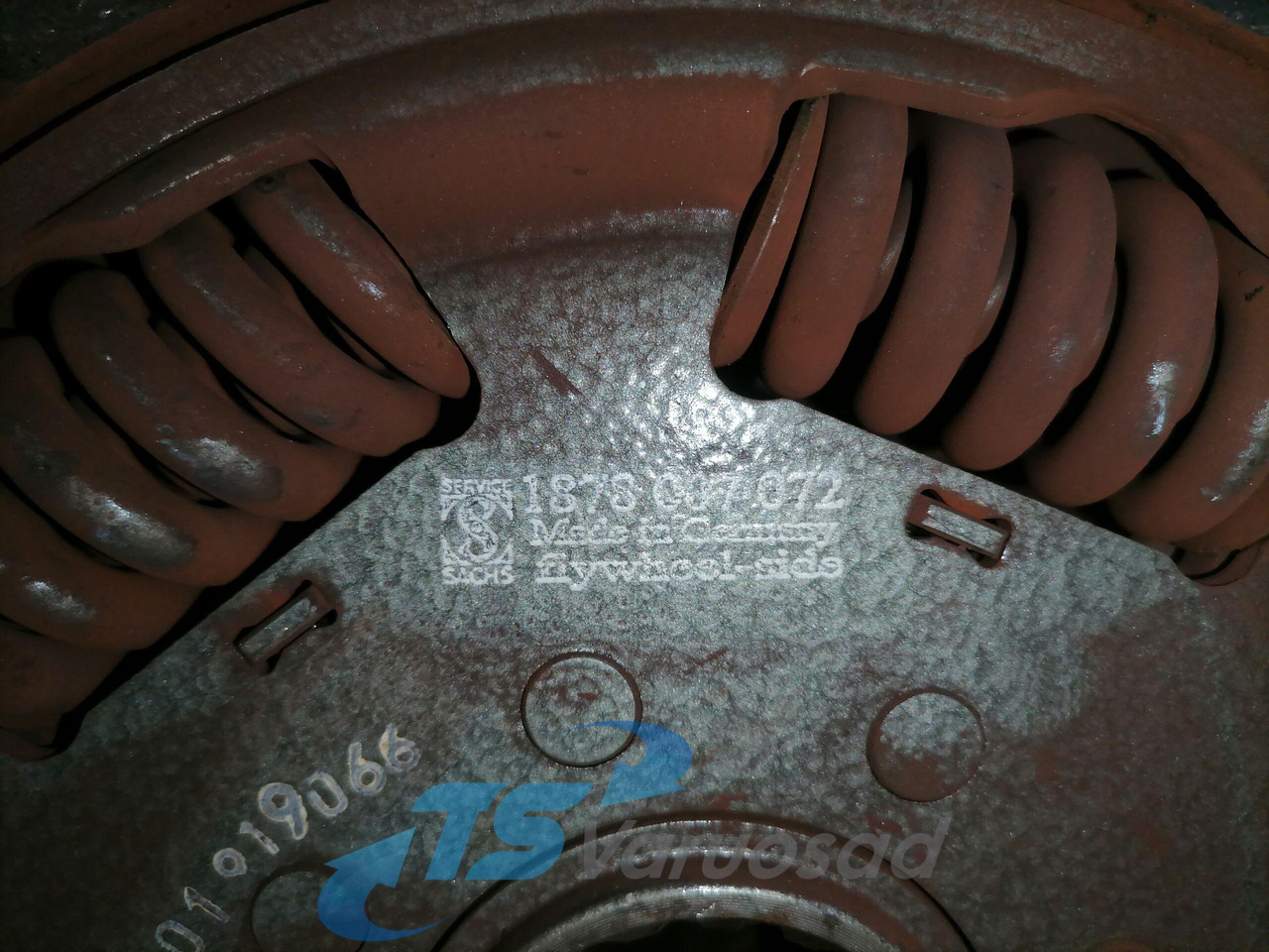 Mercedes-Benz Clutch  A0242502501 - Clutch and parts for Truck: picture 3 Mercedes-Benz Clutch  A0242502501 - Clutch and parts for Truck: picture 3