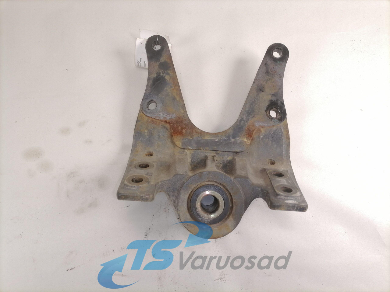 Mercedes-Benz Leaf spring bracket A9413200070 - Suspension for Truck: picture 1 Mercedes-Benz Leaf spring bracket A9413200070 - Suspension for Truck: picture 1