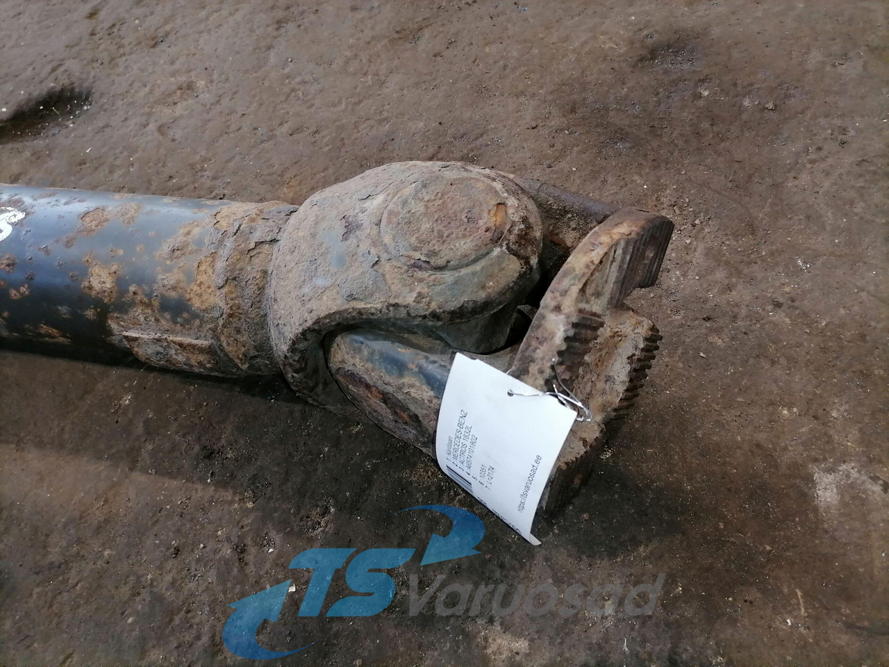 Mercedes-Benz Propeller shaft A6574101802 - Propeller shaft for Truck: picture 2 Mercedes-Benz Propeller shaft A6574101802 - Propeller shaft for Truck: picture 2