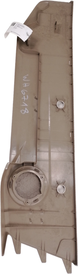 Mercedes-Benz Salongi plastik A9608434207 - Universal part for Truck: picture 2 Mercedes-Benz Salongi plastik A9608434207 - Universal part for Truck: picture 2
