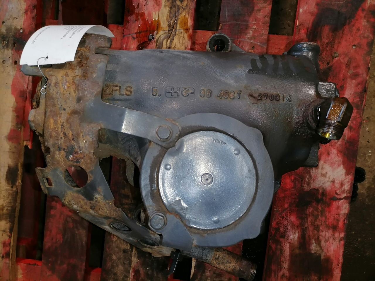 Mercedes-Benz Steering box A9604603500 - Steering gear for Truck: picture 2 Mercedes-Benz Steering box A9604603500 - Steering gear for Truck: picture 2