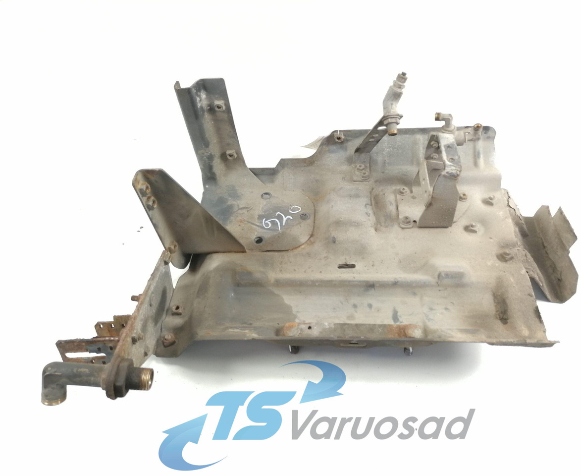 Scania Air dryer carrier plate 1367477 - Brake valve for Truck: picture 2 Scania Air dryer carrier plate 1367477 - Brake valve for Truck: picture 2