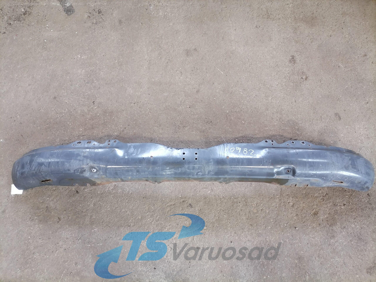Scania Bumper 1787347 - Bumper for Truck: picture 4 Scania Bumper 1787347 - Bumper for Truck: picture 4