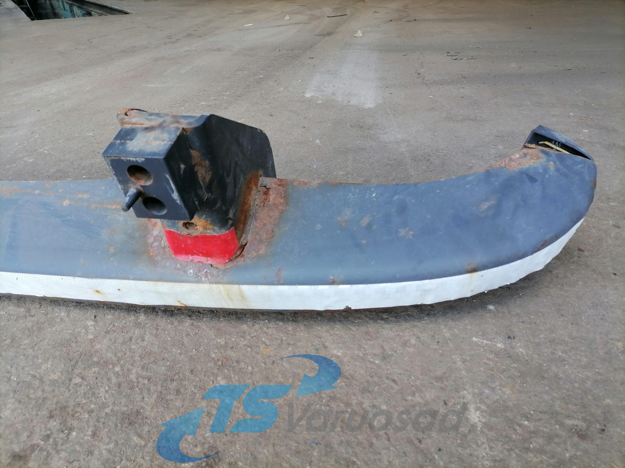 Scania Bumper 1853837 - Bumper for Truck: picture 4 Scania Bumper 1853837 - Bumper for Truck: picture 4