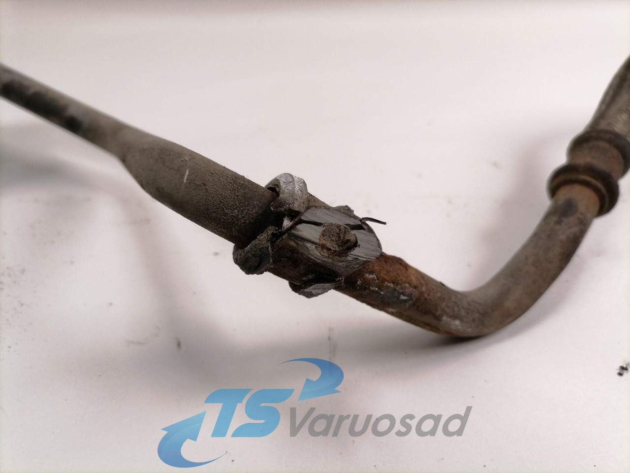 Scania Compressor air pipe 1933077 - Air brake compressor for Truck: picture 3 Scania Compressor air pipe 1933077 - Air brake compressor for Truck: picture 3