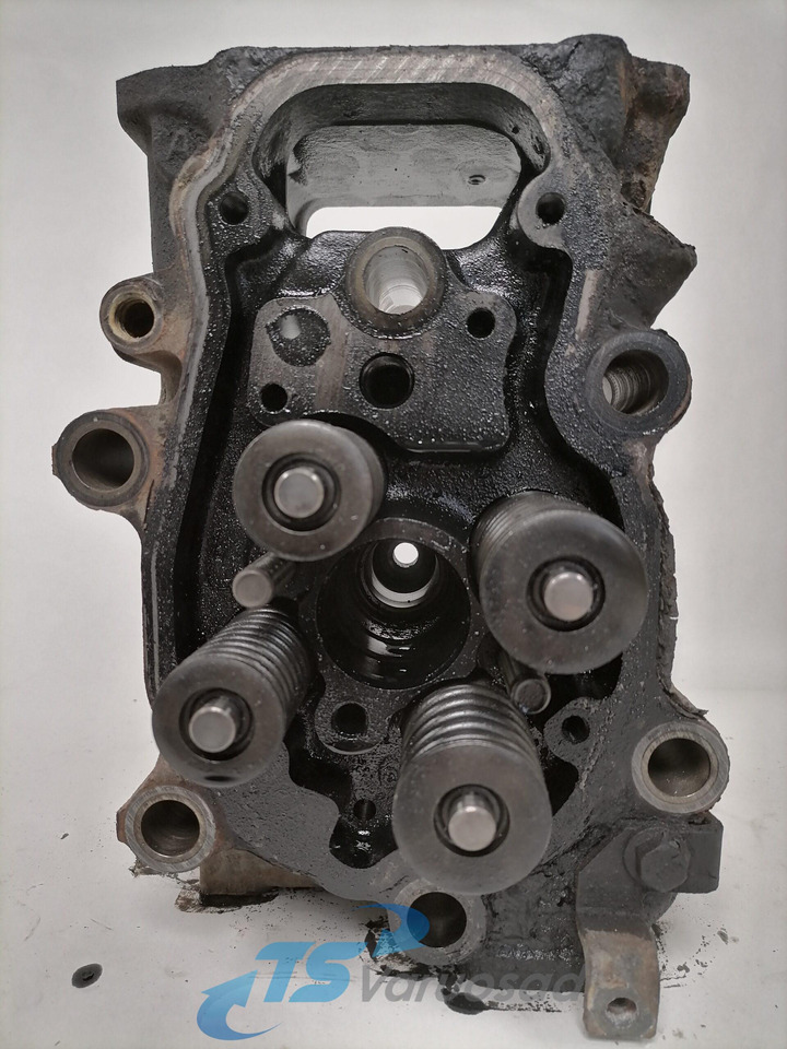Scania Cylinder head, XPI 1921303 - Cylinder head for Truck: picture 1 Scania Cylinder head, XPI 1921303 - Cylinder head for Truck: picture 1