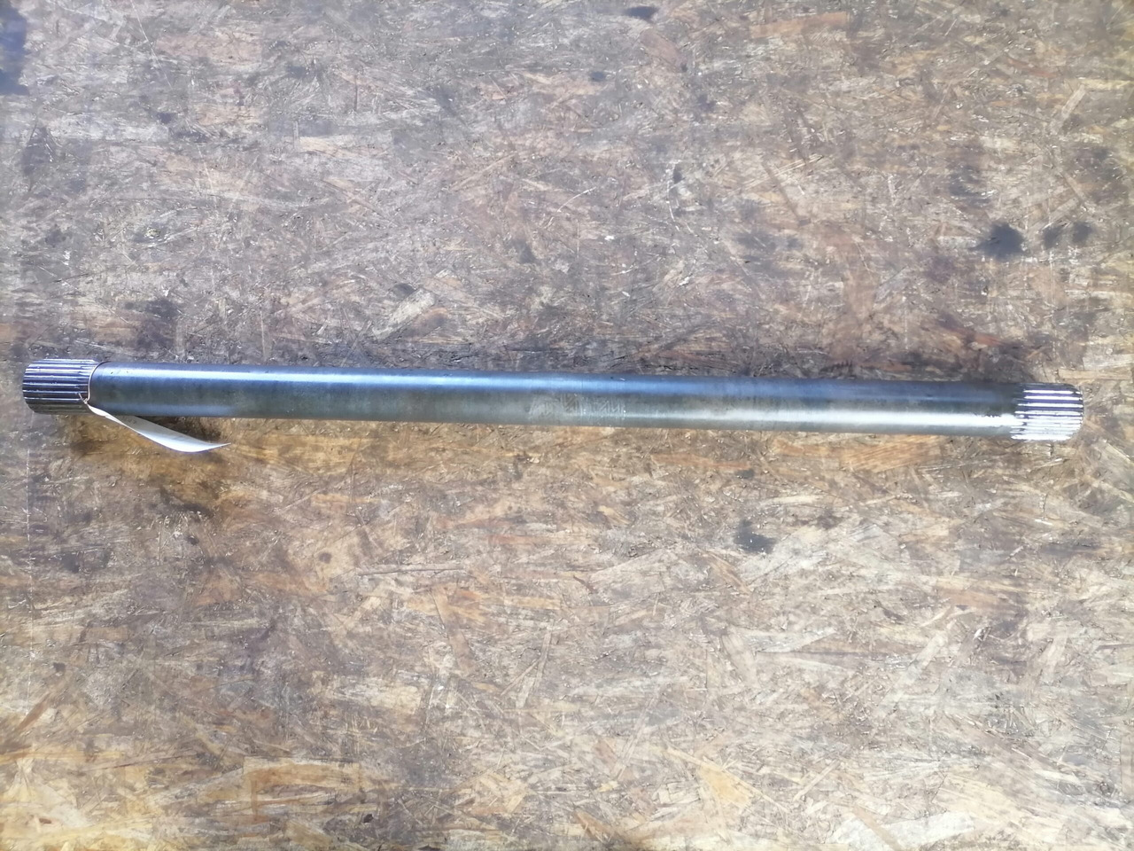 Scania Drive shaft 1761195 - Drive shaft for Truck: picture 2 Scania Drive shaft 1761195 - Drive shaft for Truck: picture 2