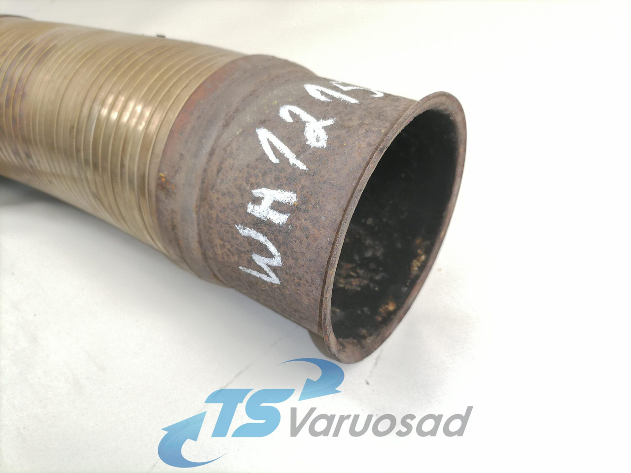 Scania Exhaust pipe 1734040 - Muffler for Truck: picture 3 Scania Exhaust pipe 1734040 - Muffler for Truck: picture 3