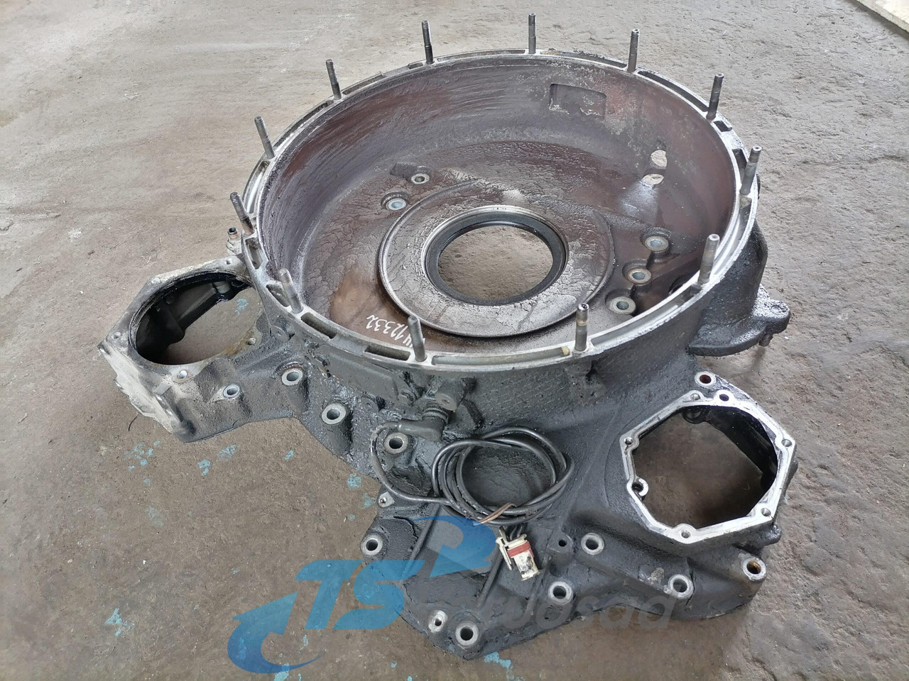 Scania Flywheel housing 1793662 - Flywheel for Truck: picture 3 Scania Flywheel housing 1793662 - Flywheel for Truck: picture 3