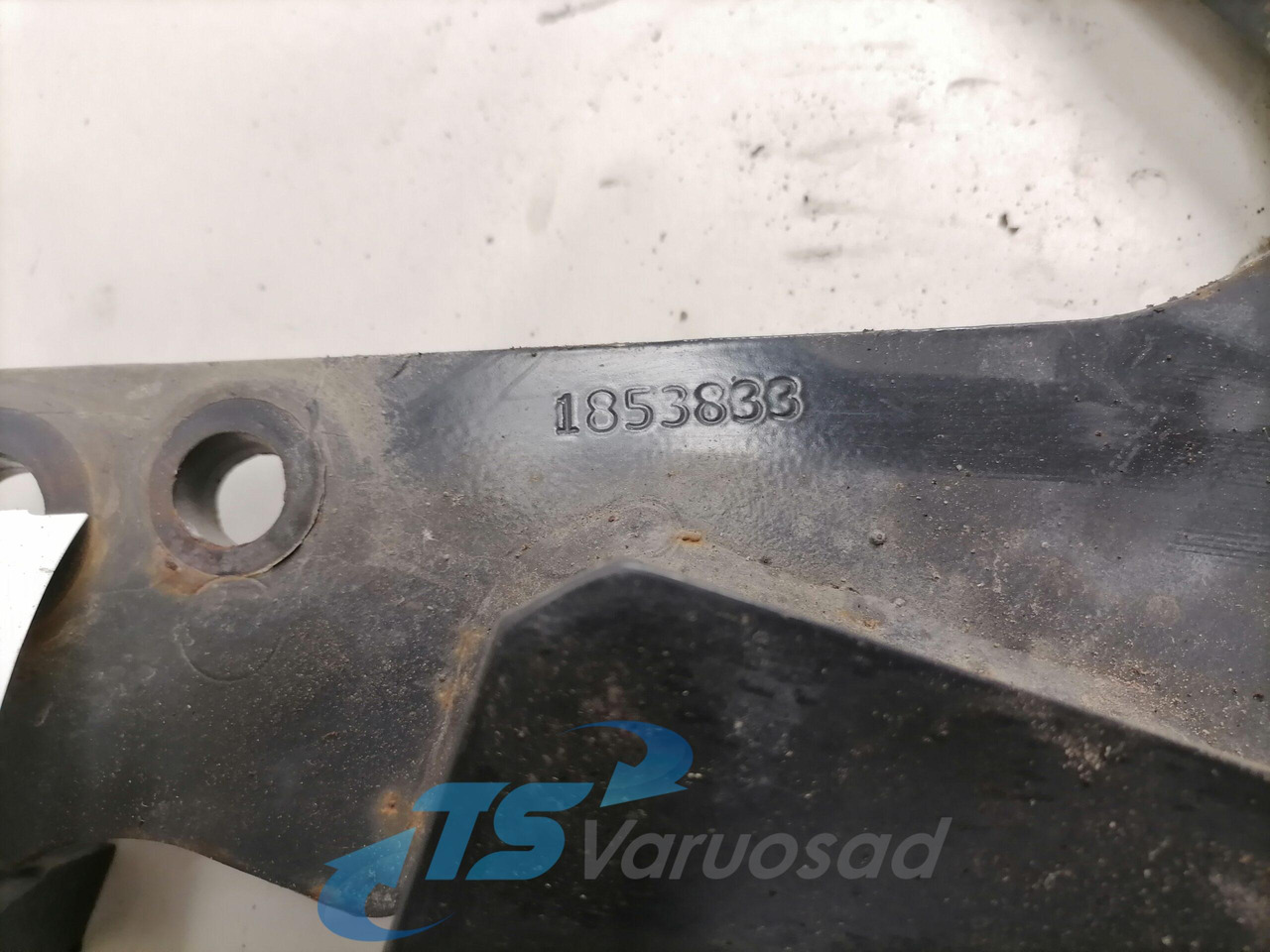 Scania Front bumper carrier 1853833 - Bumper for Truck: picture 3 Scania Front bumper carrier 1853833 - Bumper for Truck: picture 3