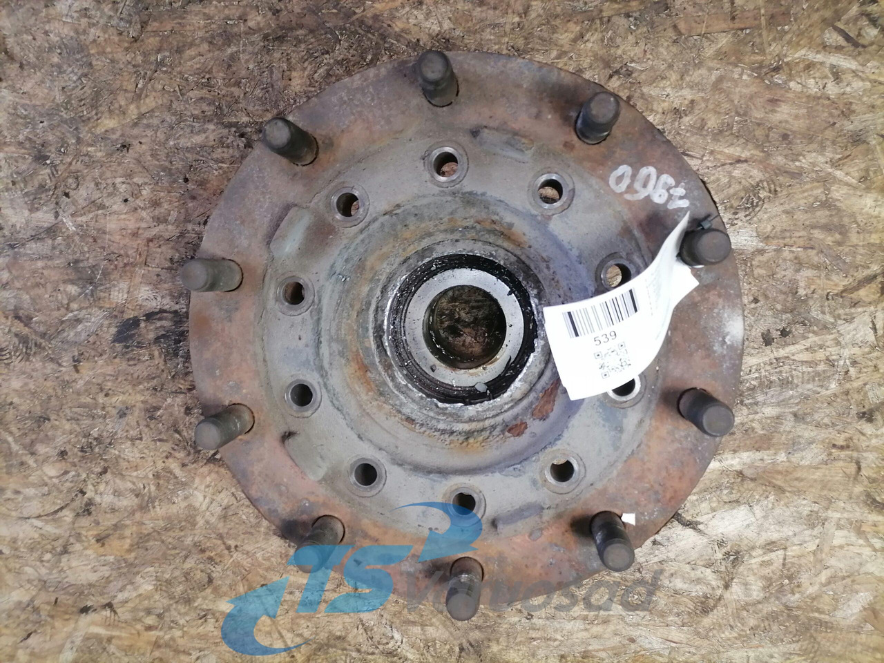 Scania Front hub 1868663 - Wheel hub for Truck: picture 2 Scania Front hub 1868663 - Wheel hub for Truck: picture 2