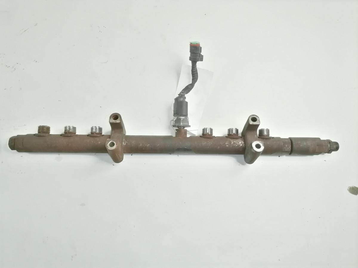 Scania Fuel collector 2002833 - Fuel processing/ Fuel delivery for Truck: picture 3 Scania Fuel collector 2002833 - Fuel processing/ Fuel delivery for Truck: picture 3