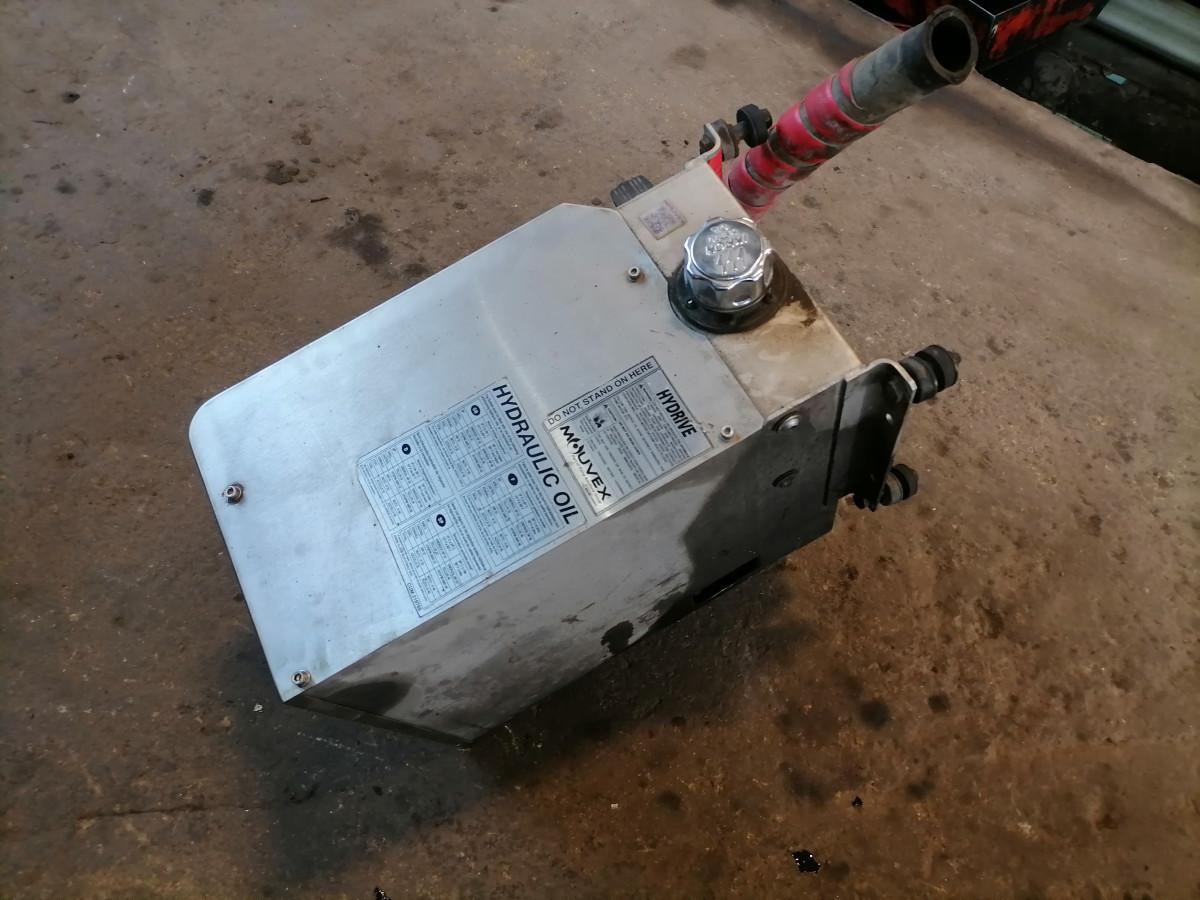 Scania Hydrulic oil cooler - Hydraulic tank for Truck: picture 4 Scania Hydrulic oil cooler - Hydraulic tank for Truck: picture 4