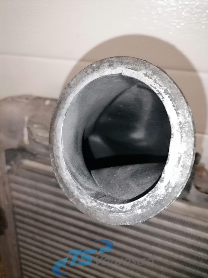 Scania Intercooler radiator 1766618 - Intercooler for Truck: picture 2 Scania Intercooler radiator 1766618 - Intercooler for Truck: picture 2