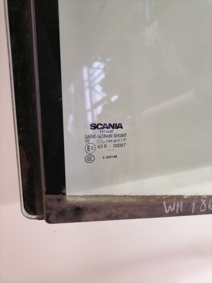 Scania Küljeklaas, parem 1910637 - Window and parts for Truck: picture 3 Scania Küljeklaas, parem 1910637 - Window and parts for Truck: picture 3