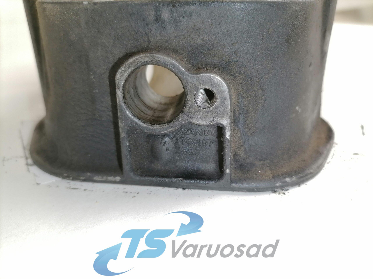 Scania Ladder frame 1779107 - Cylinder head for Truck: picture 3 Scania Ladder frame 1779107 - Cylinder head for Truck: picture 3